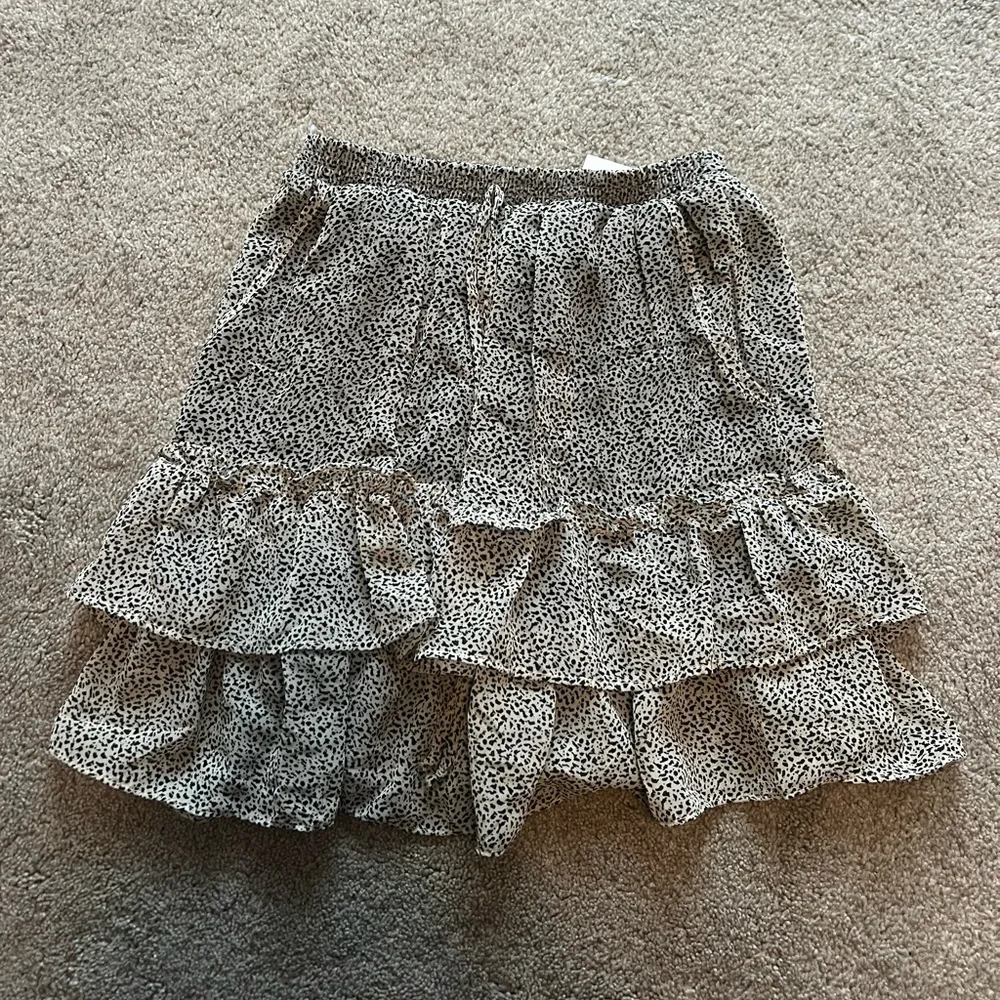 NWT Sienna Sky White Polka Dot Skirt - Picture 1 of 4